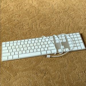 APPLE Keyboard with USB